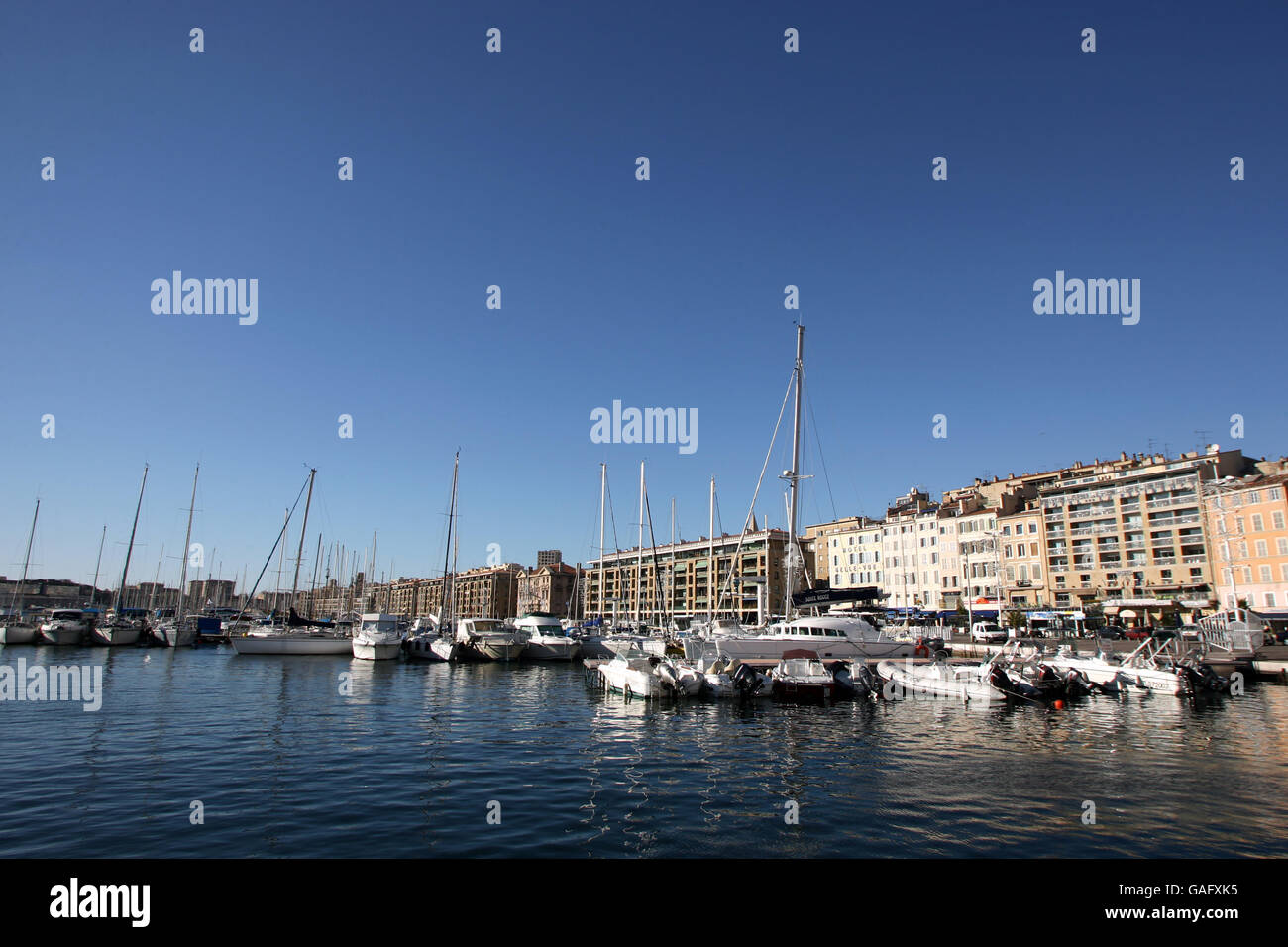 Reisegräsen - Marseille. Blick auf Marseille Stockfoto