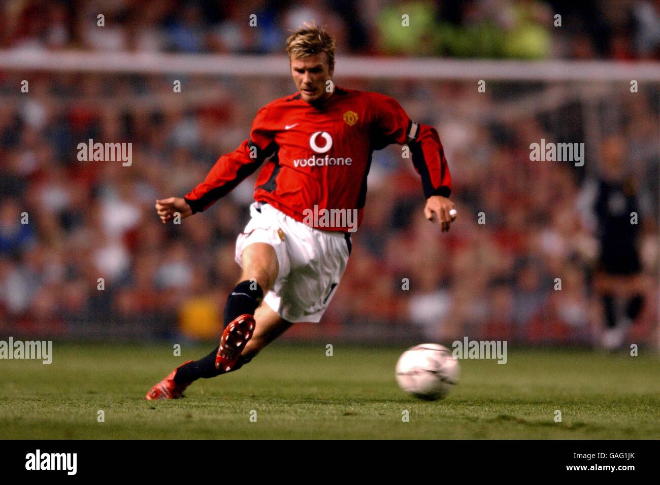 Fußball - FA Barclaycard Premiership - Manchester United / Bolton Wanderers. David Beckham von Manchester United in Aktion Stockfoto