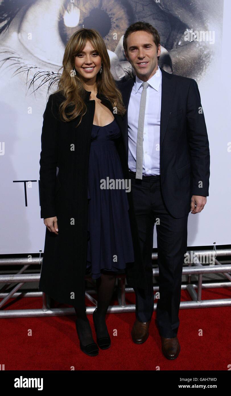 Jessica Alba und Alessandro Nivola kommen zur Premiere von The Eye im ...