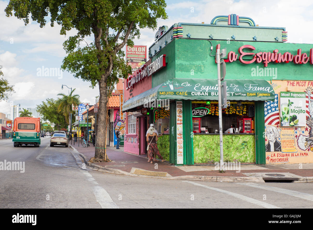 Bunte Straße Ecke in Little Havana Stadtteil von Miami Florida, USA Stockfoto
