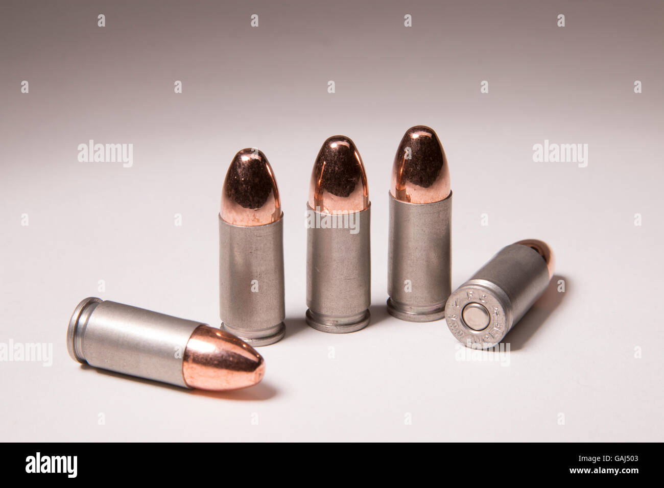 Bundesrepublik 9mm Aluminium Case Munition Stockfotografie - Alamy