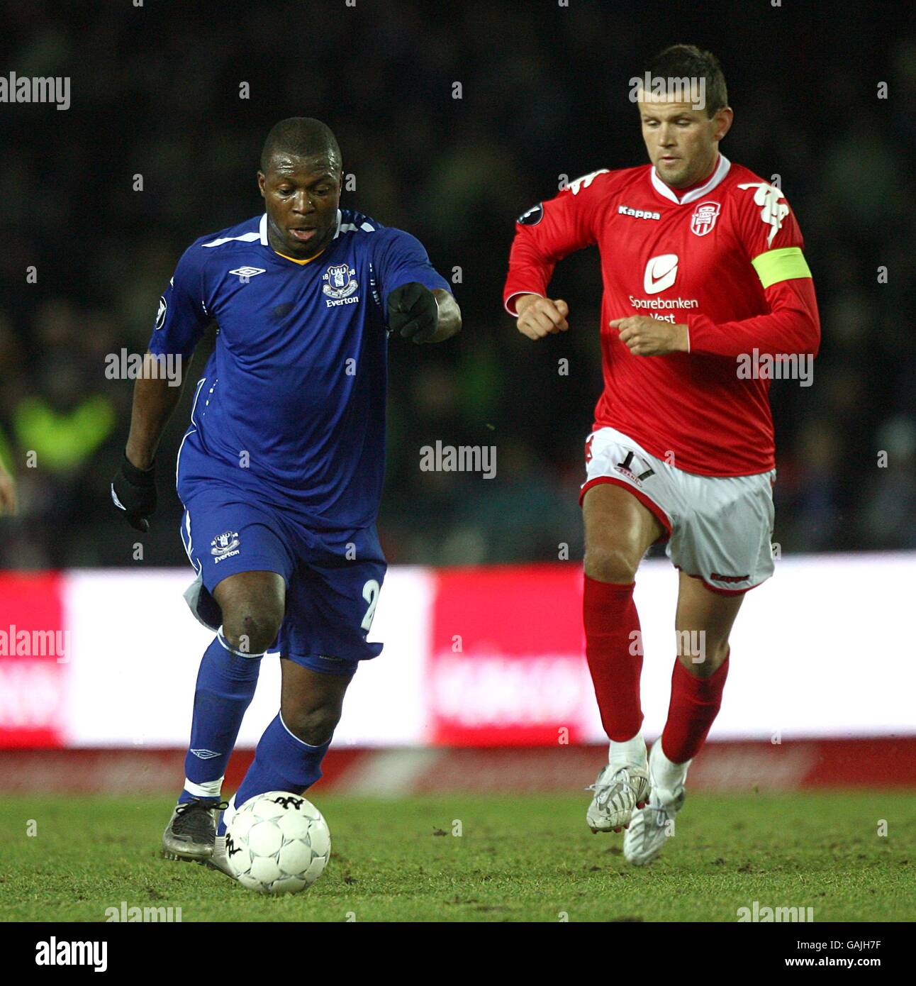 Fußball - UEFA-Pokal - Runde der 32 - SK Brann V Everton - Brann Stadion Stockfoto