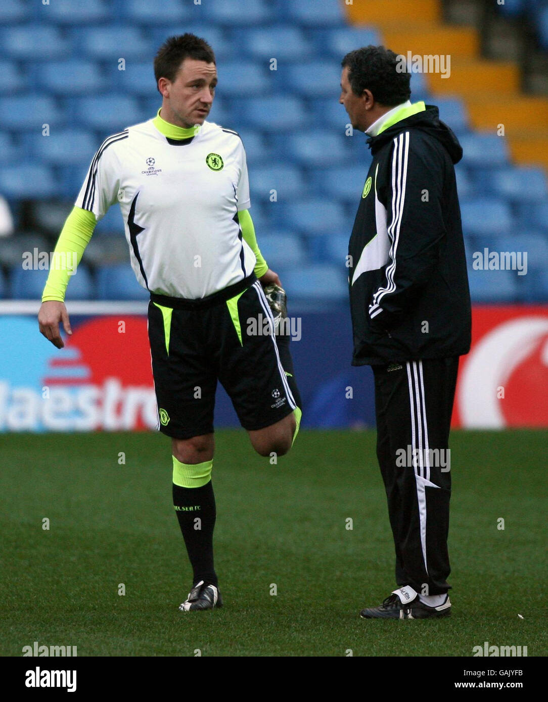 Fußball - UEFA Champions League - ersten Ko-Runde - Rückspiel - Chelsea V Olympiakos Piräus - Chelsea Training und Presse zu verleihen... Stockfoto