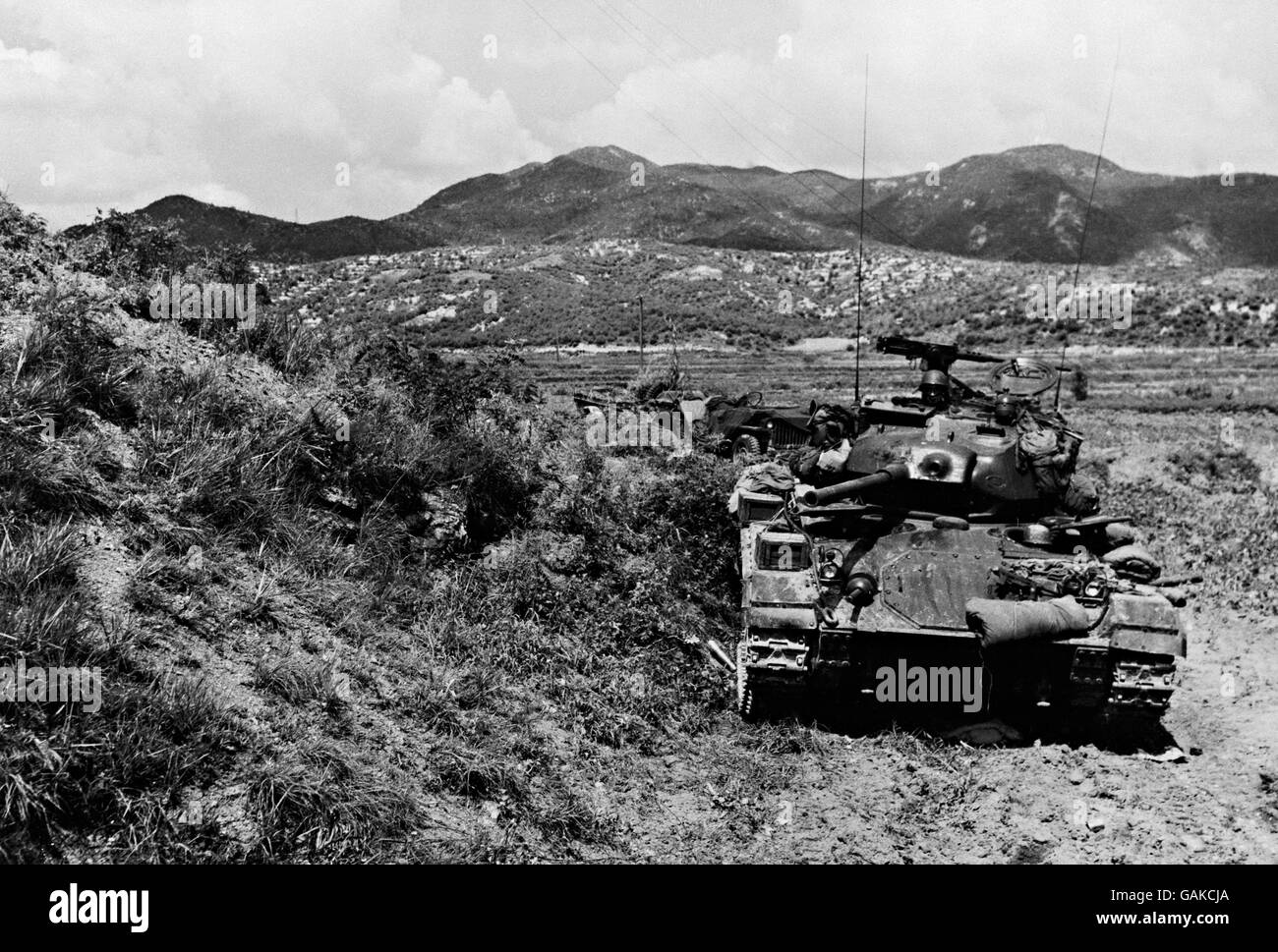 Krieg - koreanisch - amerikanische Panzer in Aktion in Korea Stockfoto