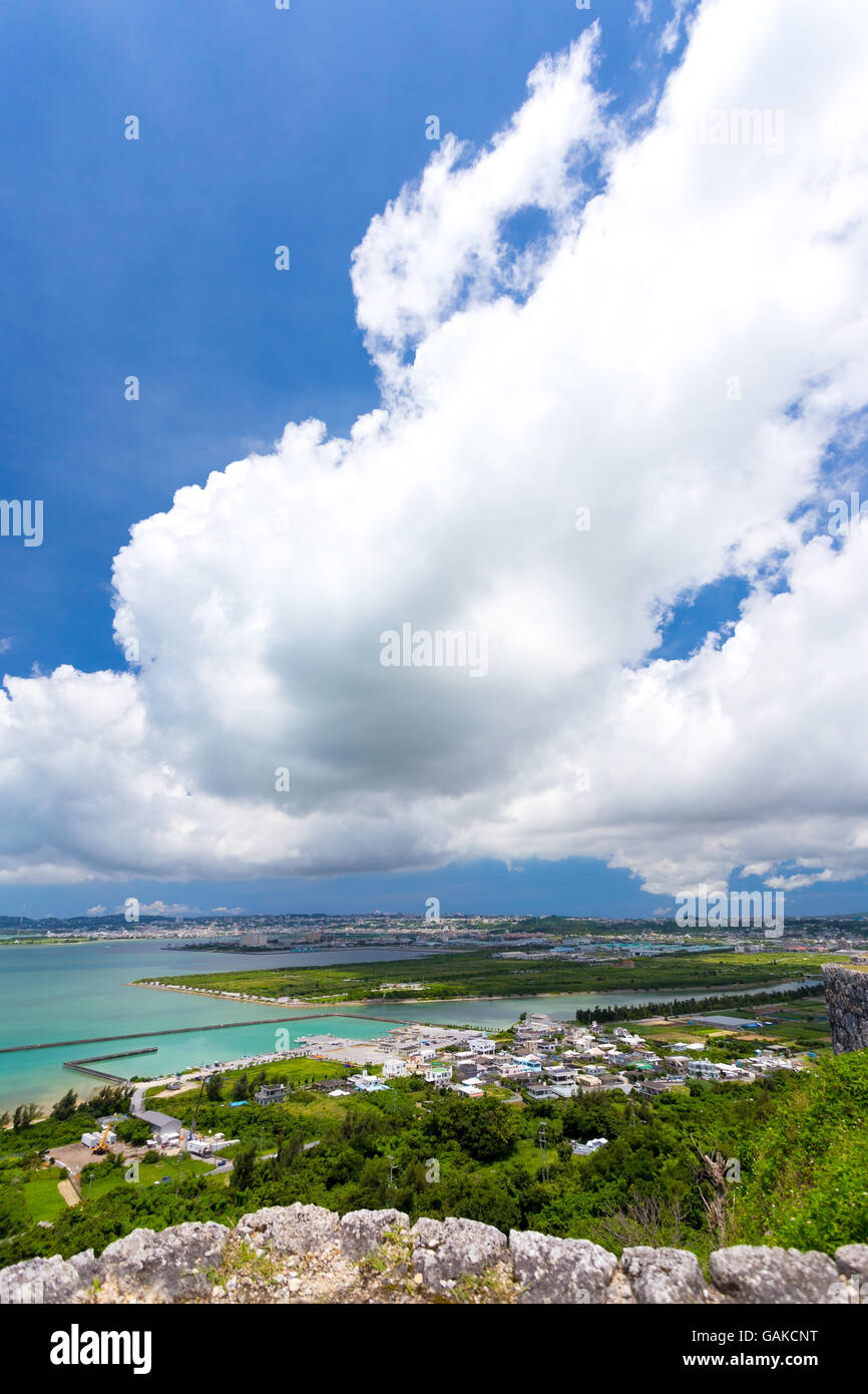 Blauer Himmel gefüllt mit Wolken, Ostchinesisches Meer Stockfoto