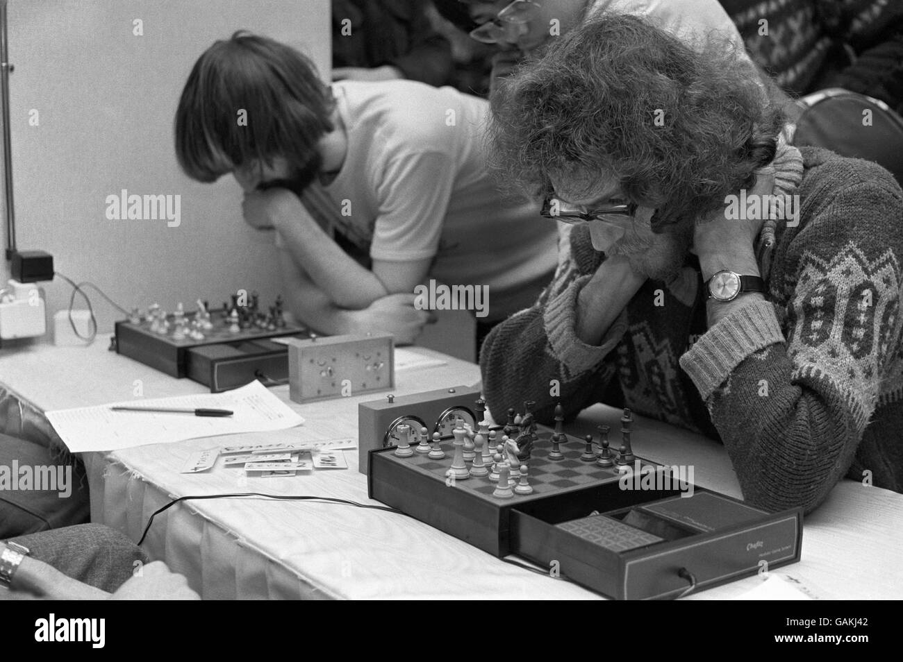 279 Sargon 2.5 Schachcomputer. Jon Speelman war einer von nur 2 Spielern (der andere war die ehemalige walisische Nationalmeisterin Manny Rayner), die den Computer im fünften der sieben Schwierigkeitsstufen schlugen. Jon überredete es nach 40 Schritten zum Rücktritt. Stockfoto
