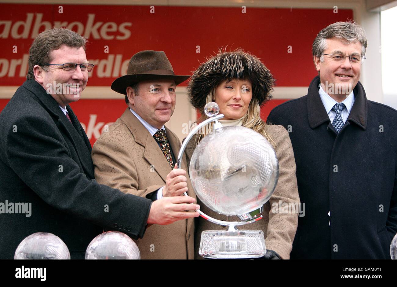 Horse Racing - Cheltenham Festival - Tag drei - Cheltenham Racecourse Stockfoto