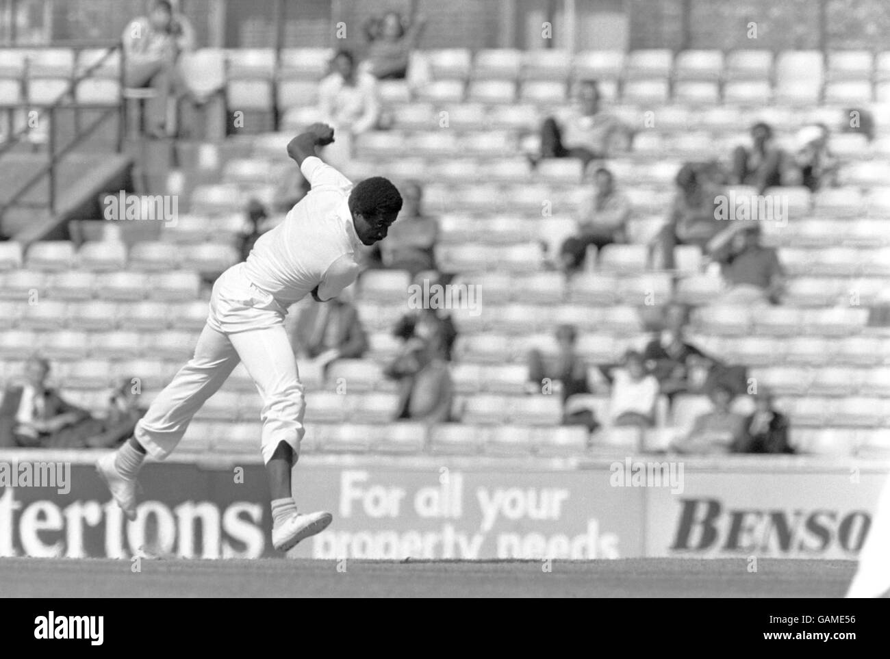 Cricket - NatWest Trophy - Halbfinale - Surrey gegen Middlesex. Sylvester Clarke, Surrey Stockfoto