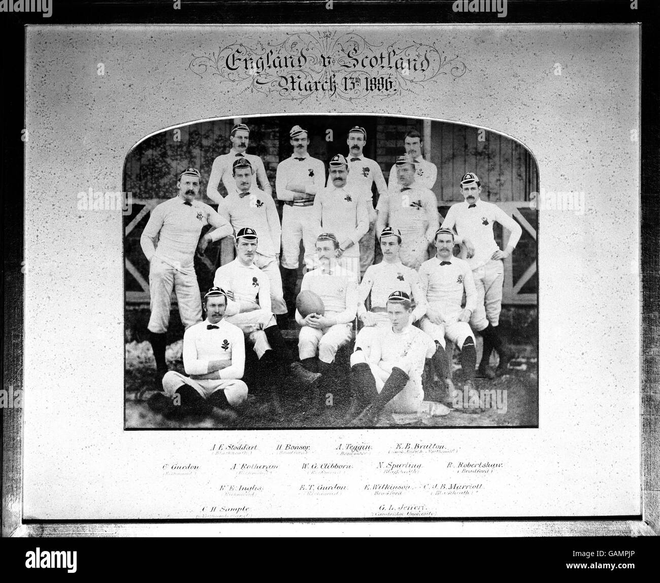 England Team Group. (Hintere Reihe l-r) A. E. Stoddard, Fred Bonsor, A. Teggin, Rev Brutton. (Zweite aus der hinteren Reihe l-r) C. Gurdon, A. Rotheram, W. G. Clibbern, N. Spurling, P. Robertshaw. (Zweiter von der ersten Reihe l-r) R. E. Inglis, E. T. Gurdon, E. Wilkinson, C. J. B. Marriott. (Vordere Reihe l-r) Charles Sample, G. L. Jeffery Stockfoto