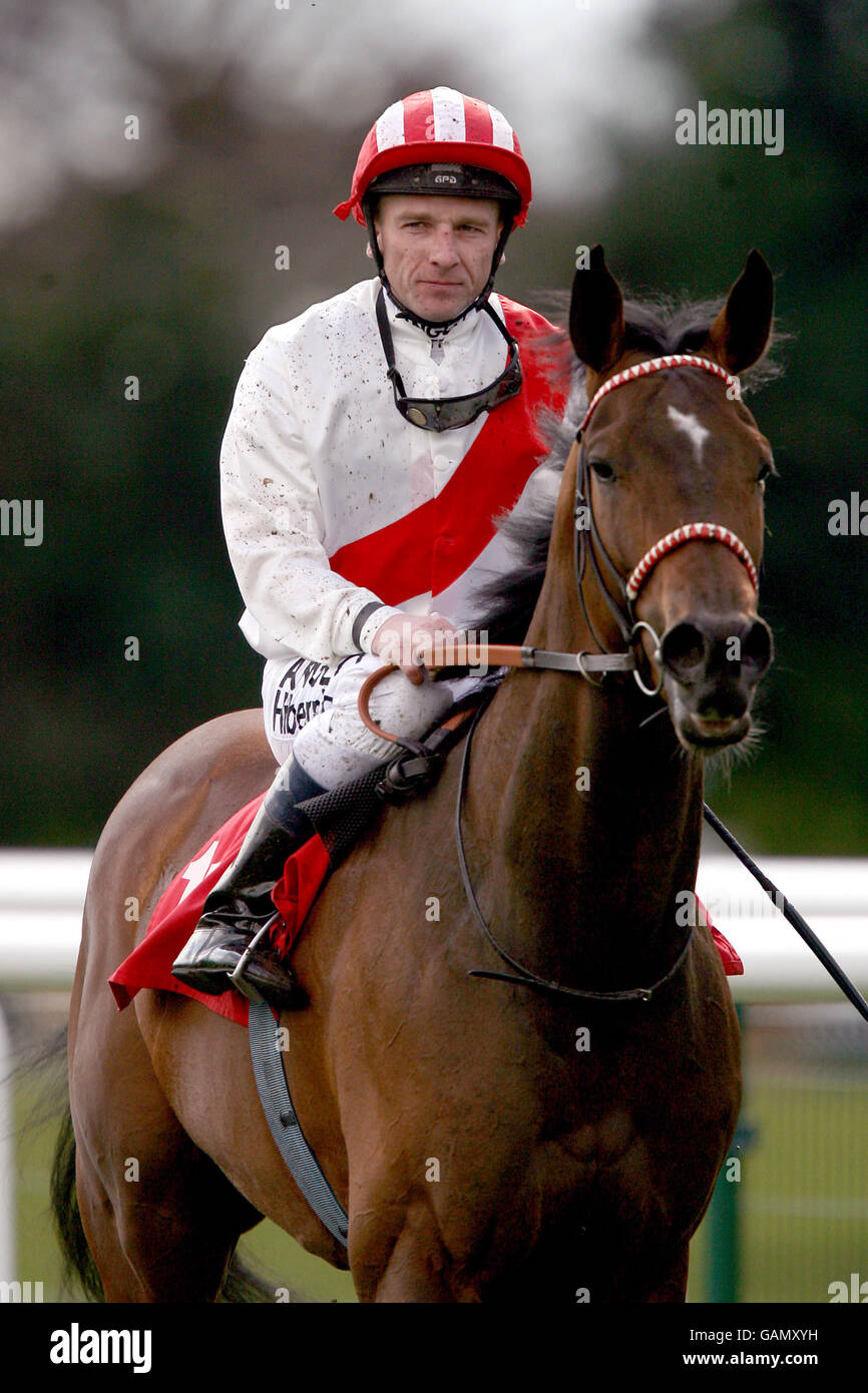 Zeeran geritten von deb Sanders im Buch Tickets Online Maiden Stakes bei Doncaster Stockfoto