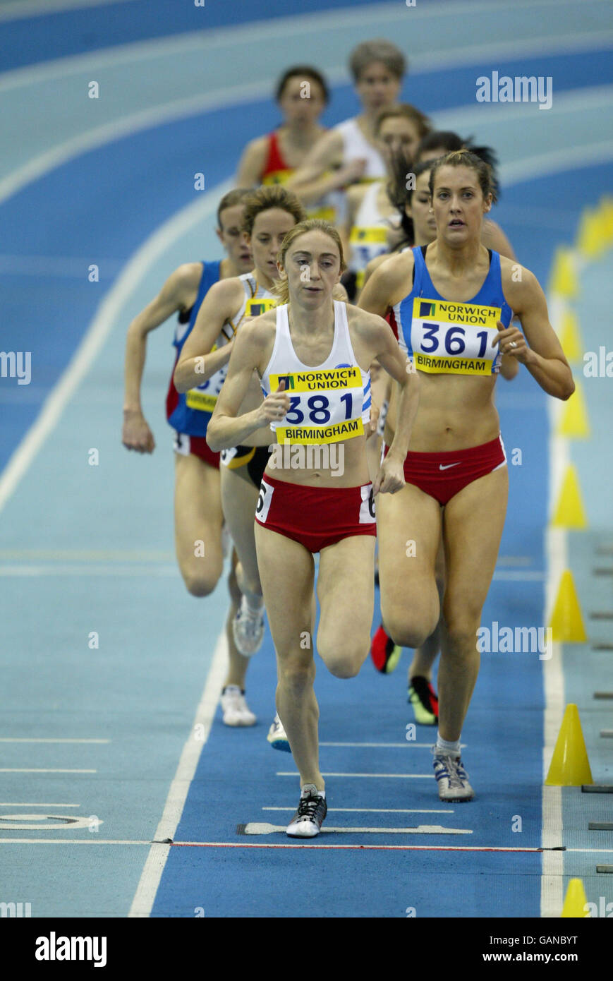 Leichtathletik - Norwich Union World Indoor Trials & AAAs Championships - Birmingham. Hayley Ovens gewinnt das 1500-m-Finale der Damen Stockfoto