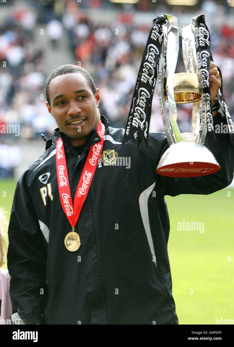 Fußball - Coca-Cola Football League Two - Milton Keynes Dons V Morecambe - Stadion: MK Stockfoto