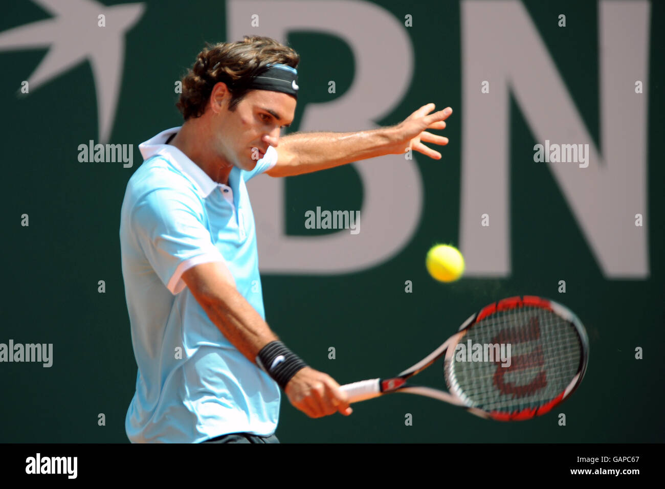 Der Schweizer Roger Federer im Kampf gegen Argentiniens David Nalbandian Stockfoto
