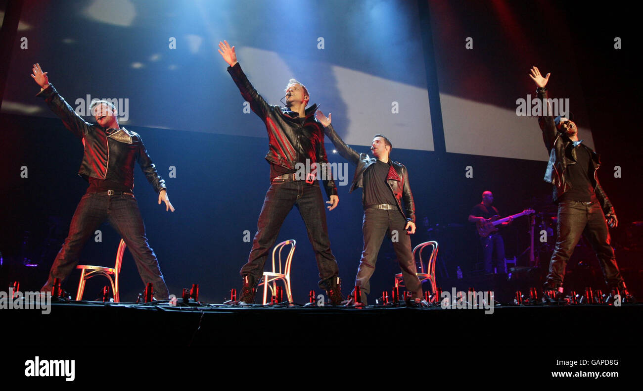  Backstreet boys im konzert -Fotos und -Bildmaterial in hoher Auflösung Motiv 