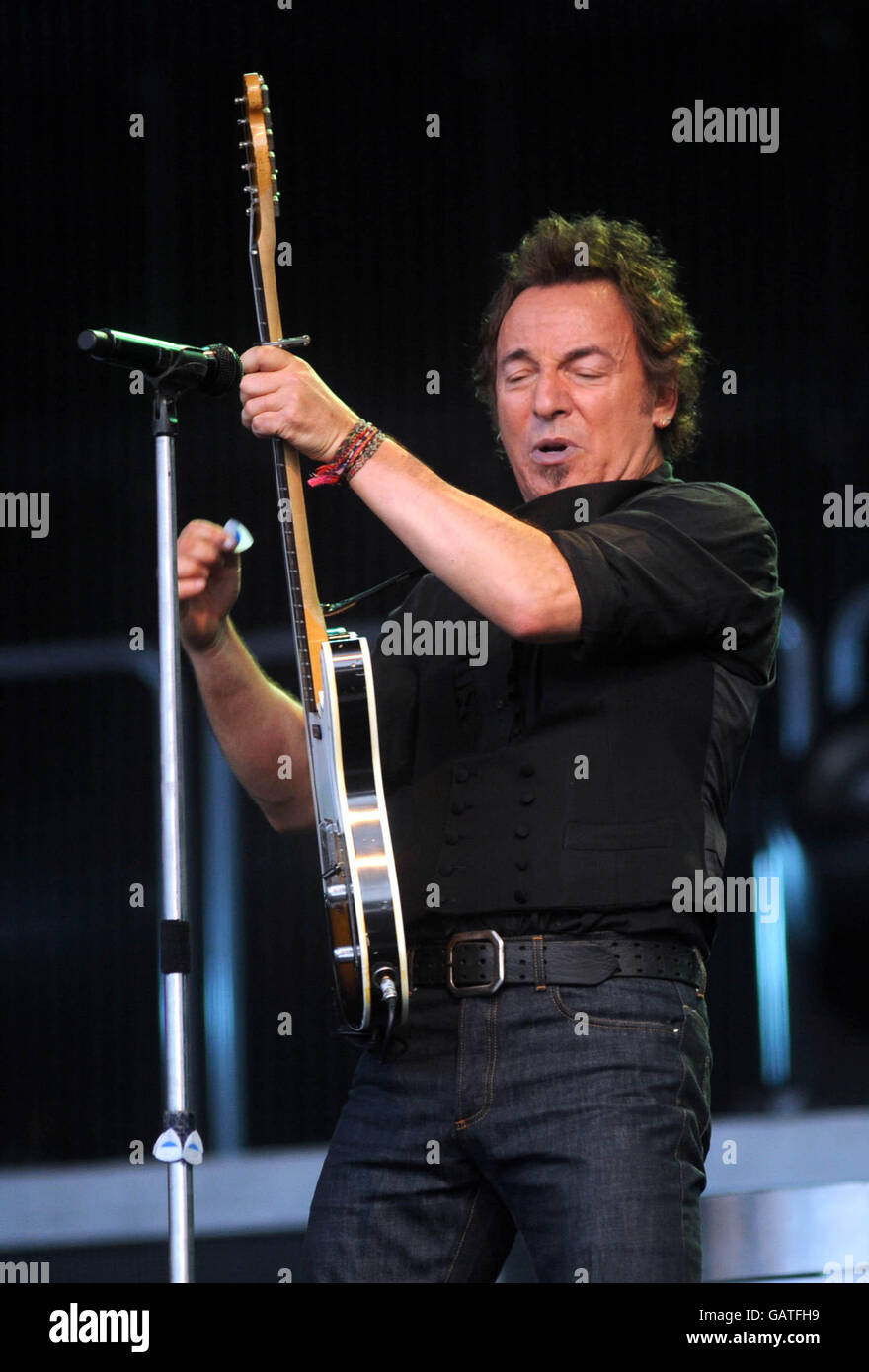 Bruce Springsteen im Konzert - London. Bruce Springsteen tritt in einem Konzert im Emirates Stadium im Nordosten Londons auf. Stockfoto