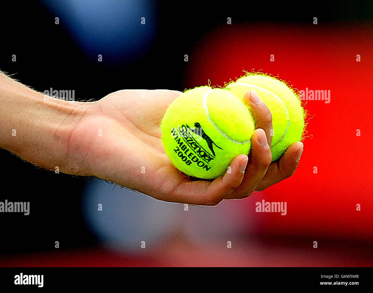 Wimbledon Tennisbälle während der Slazenger Open 2008 im City of Nottingham Tennis Center, Nottingham. Stockfoto