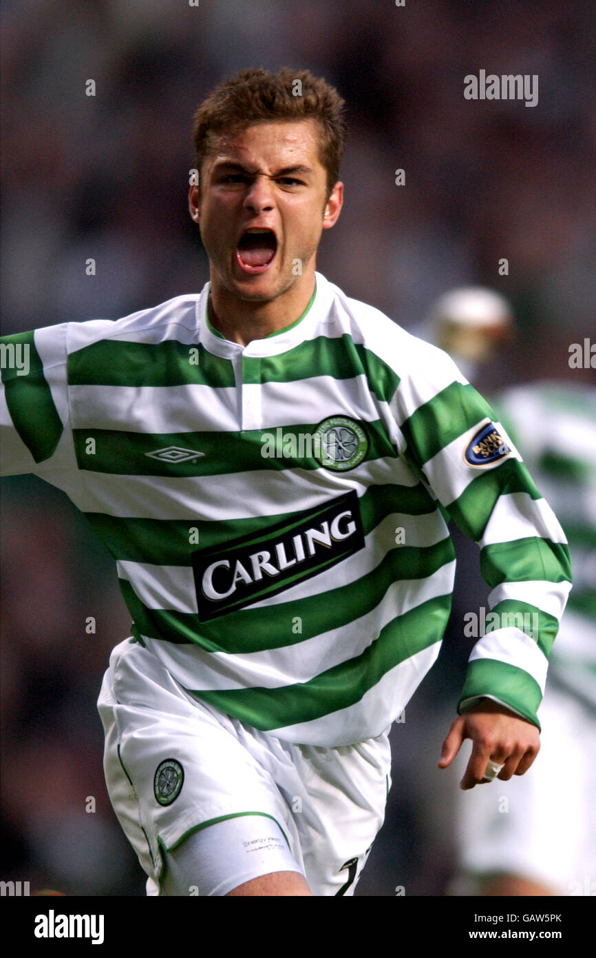 Shaun Maloney von Celtic feiert den 4. Treffer seines Teams Das Spiel gegen Dundee Stockfoto