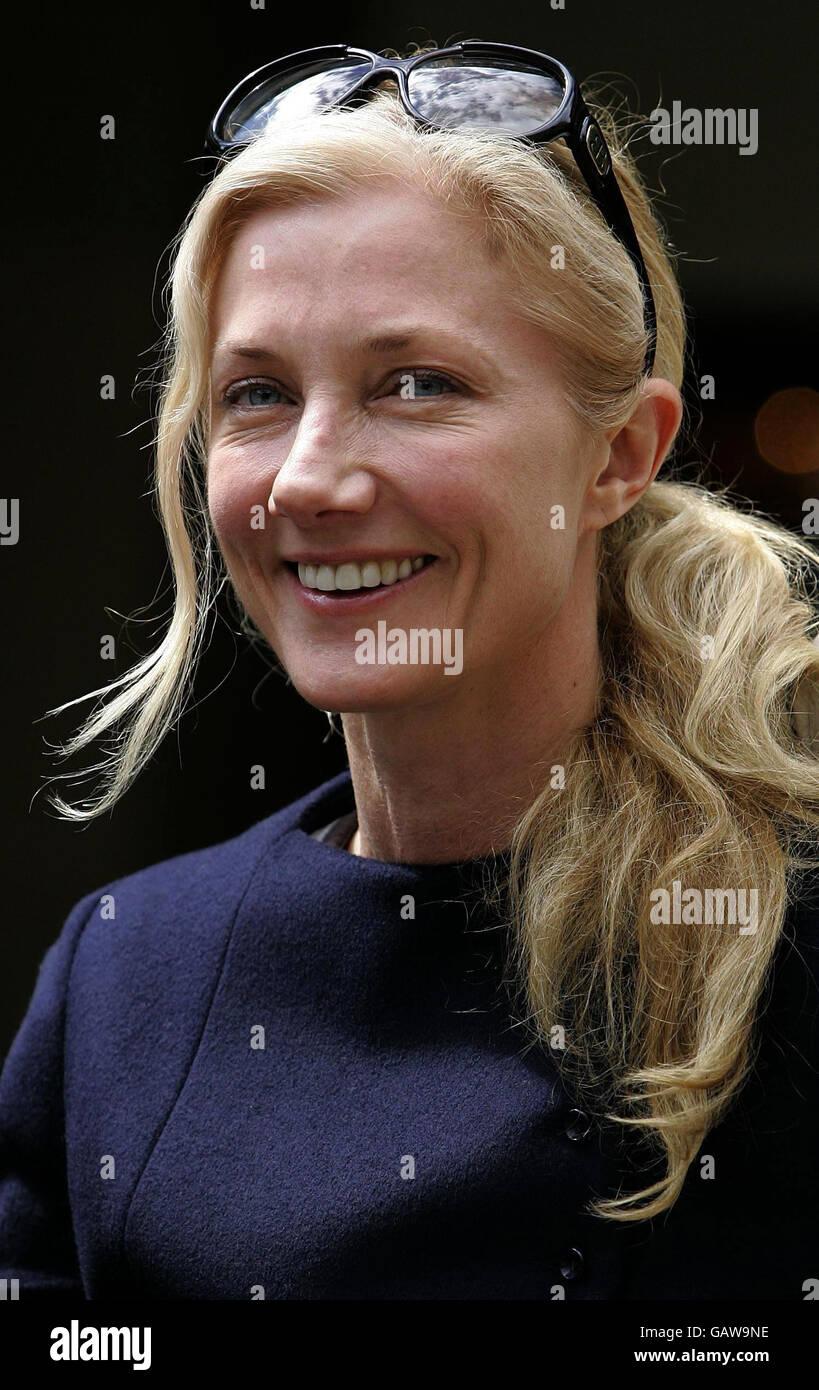 Michael Powell Jurymitglied Joely Richardson nimmt an einer Fotoveranstaltung während des Edinburgh International Film Festivals in Edinburgh Teil. Stockfoto