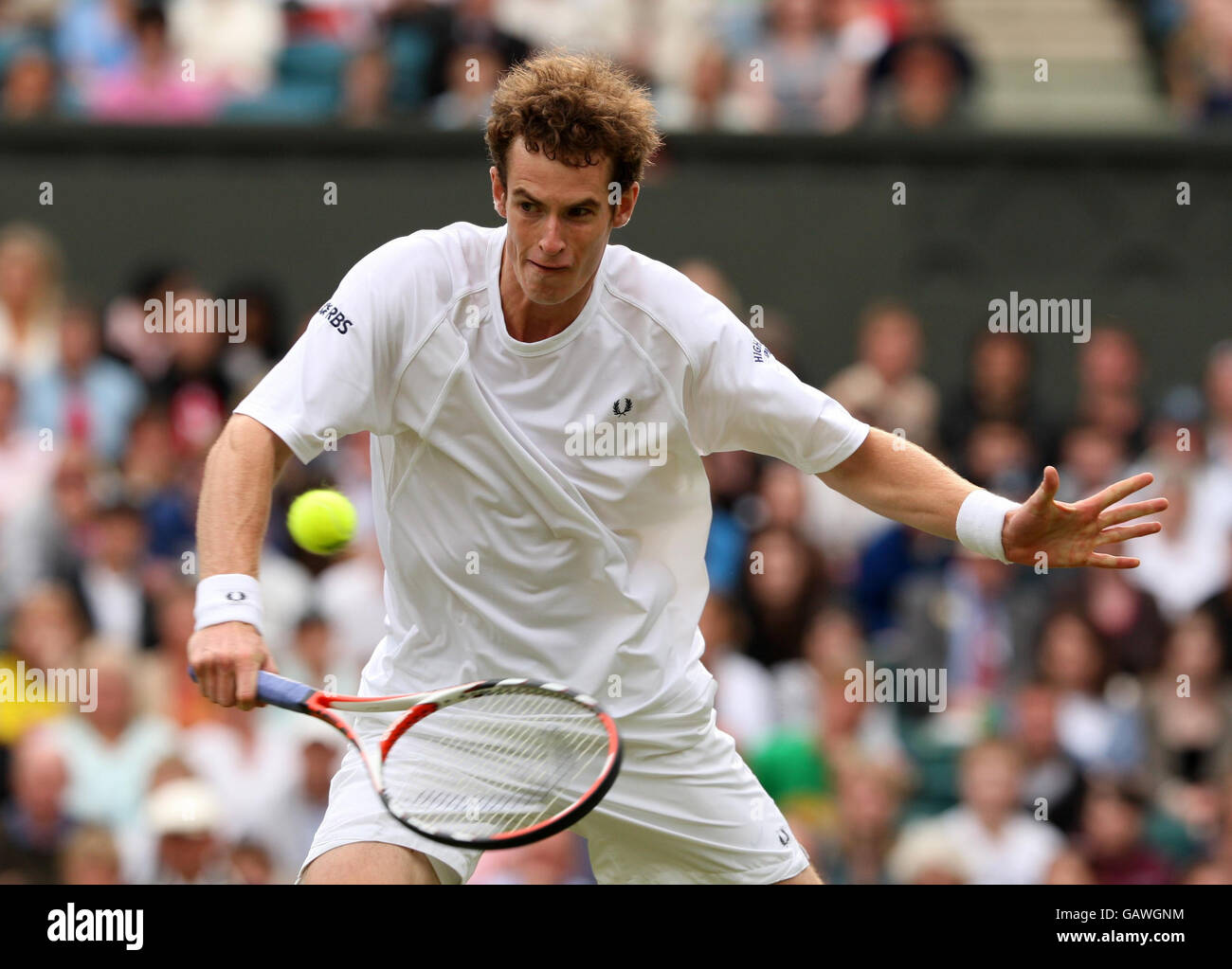 Tennis - Wimbledon Championships 2008 - Tag 2 - The All England Club. Andy Murray aus Großbritannien ist während der Wimbledon Championships 2008 im All England Tennis Club in Wimbledon in Aktion. Stockfoto