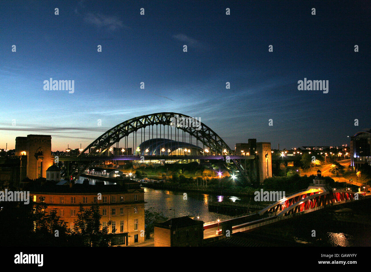 Nachtwolken sehen über Newcastle Upon Tyne, UK Credit: David Whinham/Alamy Live News Stockfoto