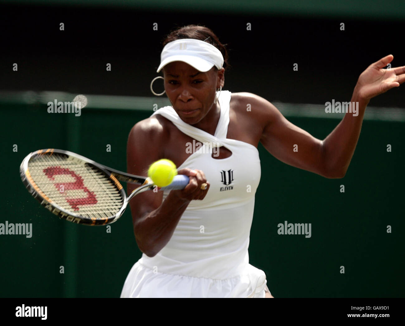 Die USA Venus Williams während der Wimbledon Championships 2008 im All England Tennis Club in Wimbledon. Stockfoto