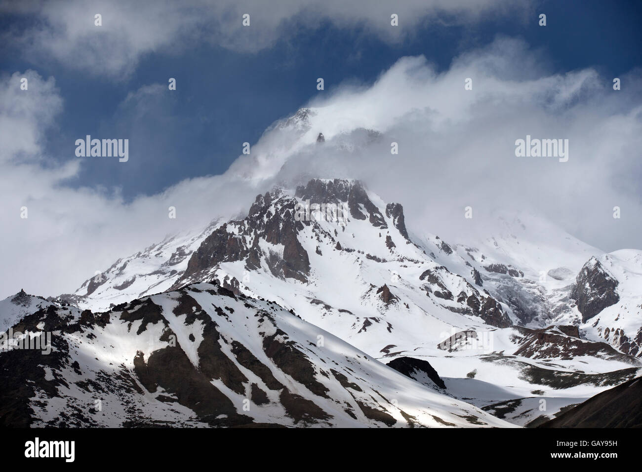 Schneebedeckte Berg Kazbek Georgien Europa Kaukasus Stockfoto