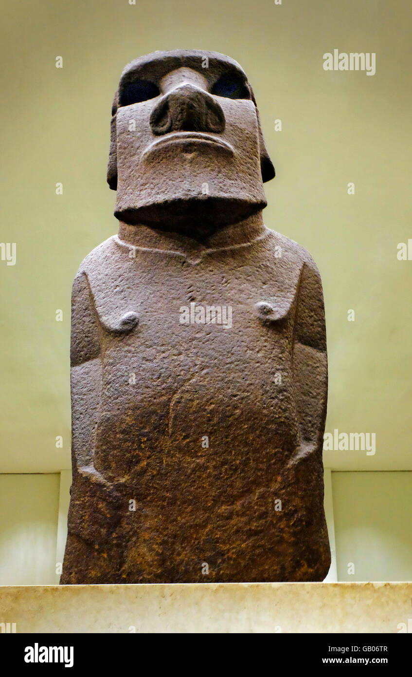 Basalen Stein Osterinsel Statue im British Museum, London UK Stockfoto