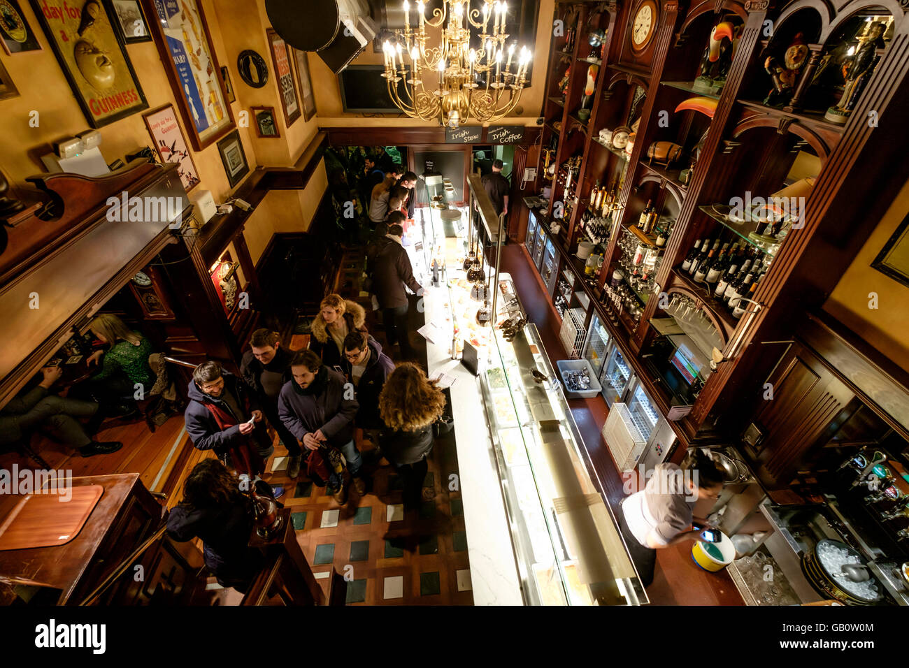 O'Neills Pub Interieur in Dublin, Republik Irland, Europa Stockfoto