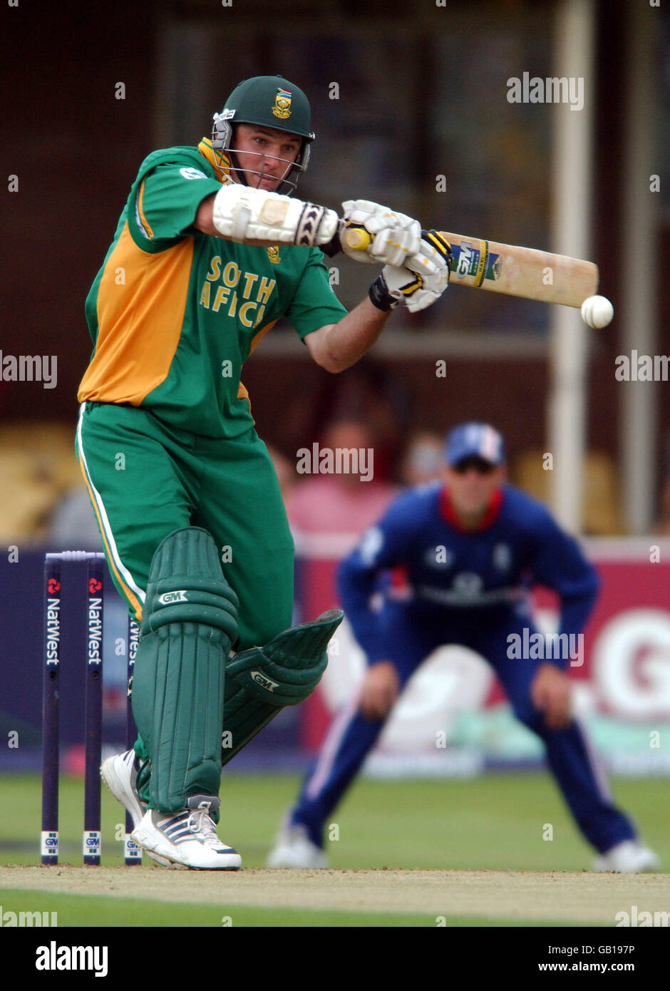 Cricket - One Day NatWest Series - England / Südafrika. Südafrikas Graeme Smith im Kampf gegen England Stockfoto