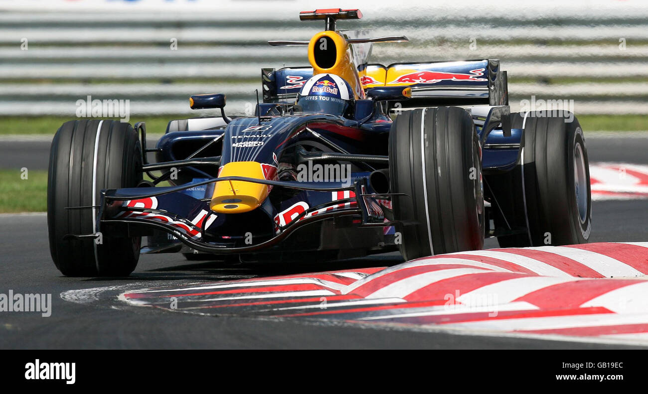 Formel-1-Autorennen - Großer Preis Von Ungarn - Rennen - Hungaroring. Der britische David Coulthard beim Großen Preis von Ungarn auf dem Hungaroring in Budapest, Ungarn. Stockfoto