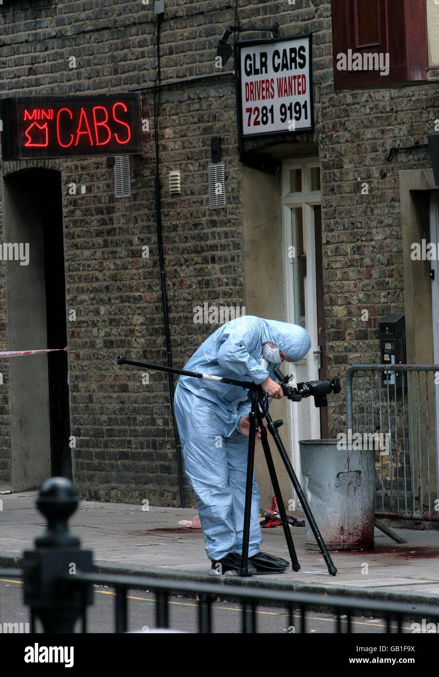 27 Jahre alten Mann erstochen in London Stockfoto