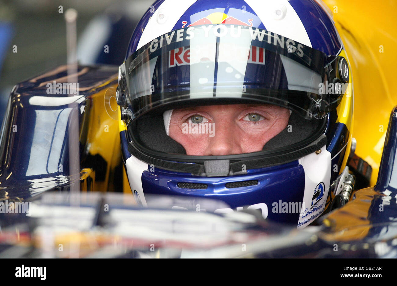 Formel-1-Motorsport - Großer Preis Von Ungarn - Training - Hungaroring. Der britische David Coulthard in der Garage während des Trainings im Hungaroring, Budapest, Ungarn. Stockfoto