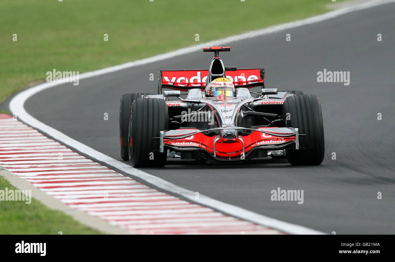 Formel-1-Motorsport - Großer Preis Von Ungarn - Training - Hungaroring. Lewis Hamilton während des 2. Trainings am Hungaroring, Budapest, Ungarn. Stockfoto
