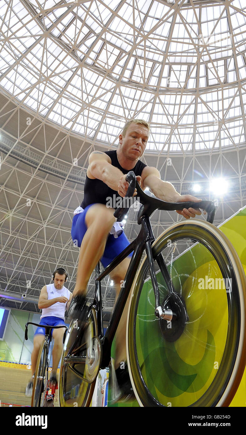 Olympische Spiele - Olympische Spiele In Peking 2008. Der britische Chris Hoy während einer Trainingseinheit im Laoshan Velodrome in Peking, China. Stockfoto