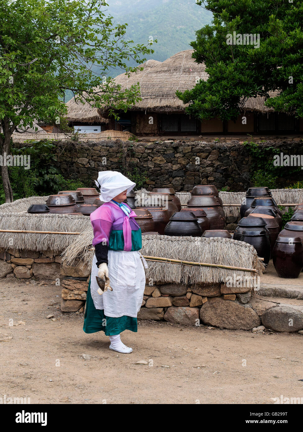 Landwirt in Folk-Dorf Naganneupsong-eine ehemalige Festung, Provinz Jeollanam-Do, Südkorea, Asien Stockfoto