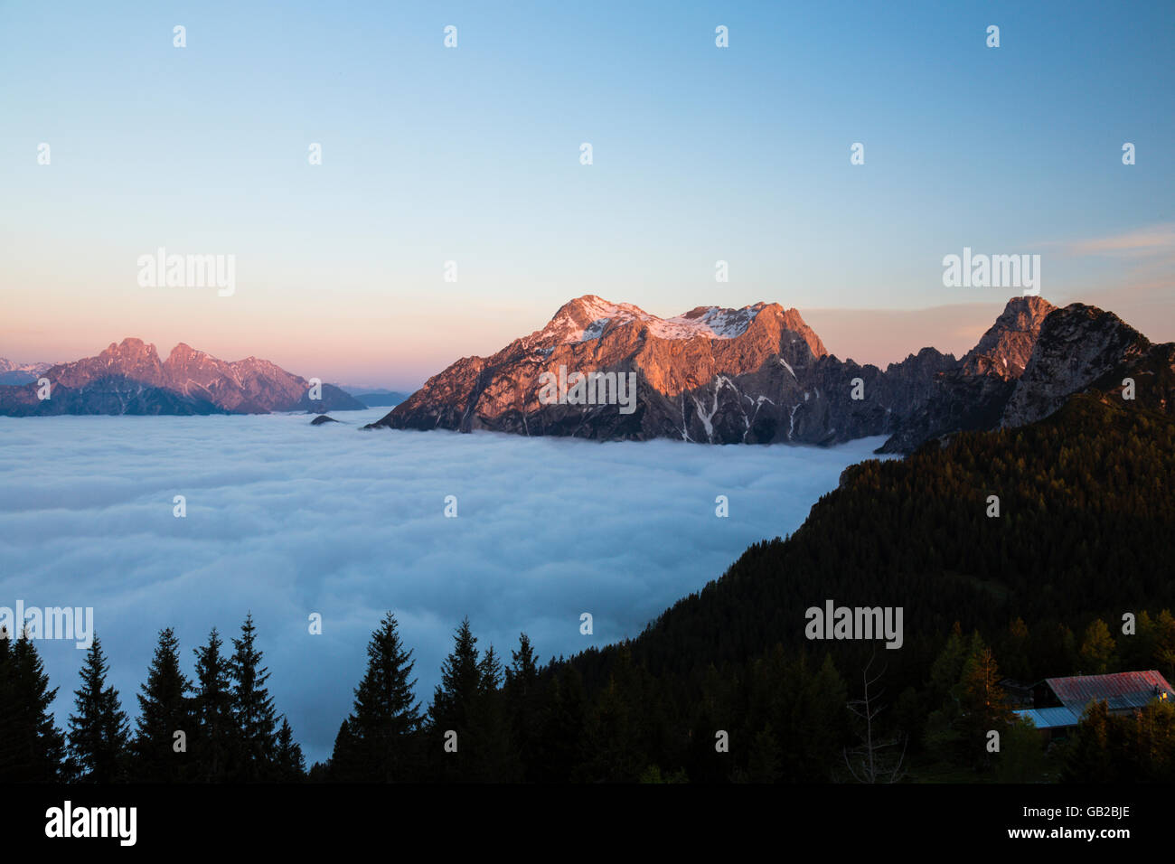 Sonnenaufgang, erstes Licht, Berg, Admonter Reichenstein, großen Buchsteins, Nationalpark Gesäuse, Morgen, Steiermark, Österreich Stockfoto