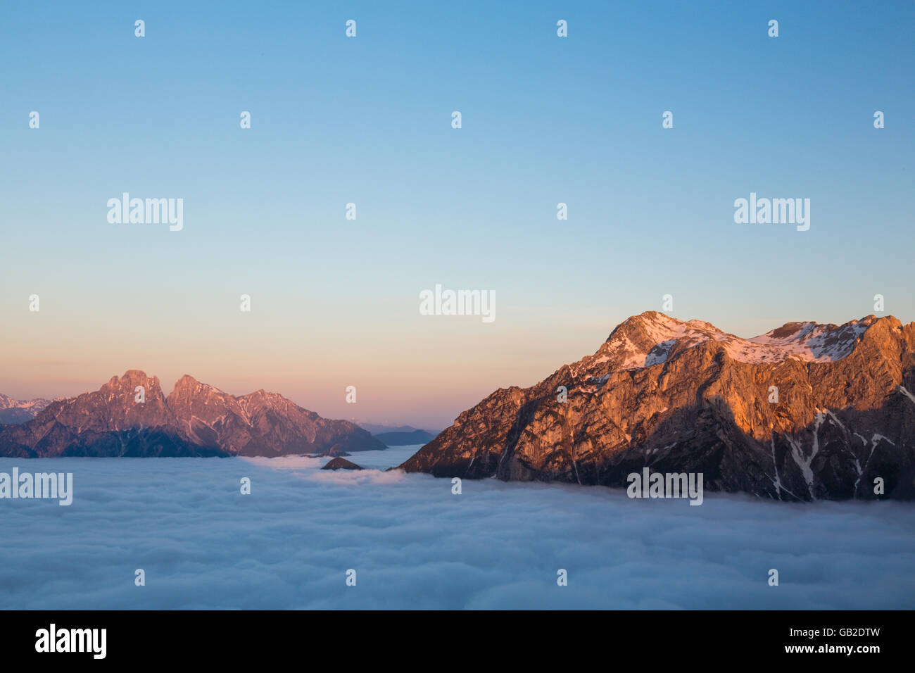 Sonnenaufgang, erstes Licht, Berg, Admonter Reichenstein, großen Buchsteins, Nationalpark Gesäuse, Morgen, Steiermark, Österreich Stockfoto