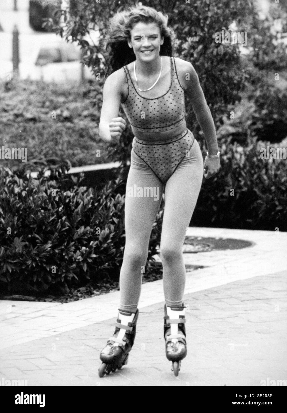 Mode - Damenbekleidung - Sportswear - Slix - London - 1990. Das TV-Actionmädchen Annabel Croft modelliert die neue „Activ“-Reihe von Slix. Stockfoto