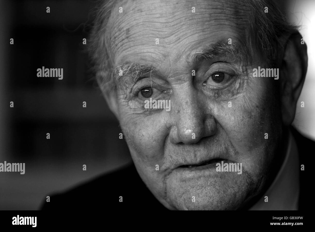 Cricket - Liverpool Victoria County Championship - Division One - Tag drei - Surrey V Sussex - The Brit Oval. Ex-Surrey und England Cricketspieler Sir Alec Bedser Stockfoto