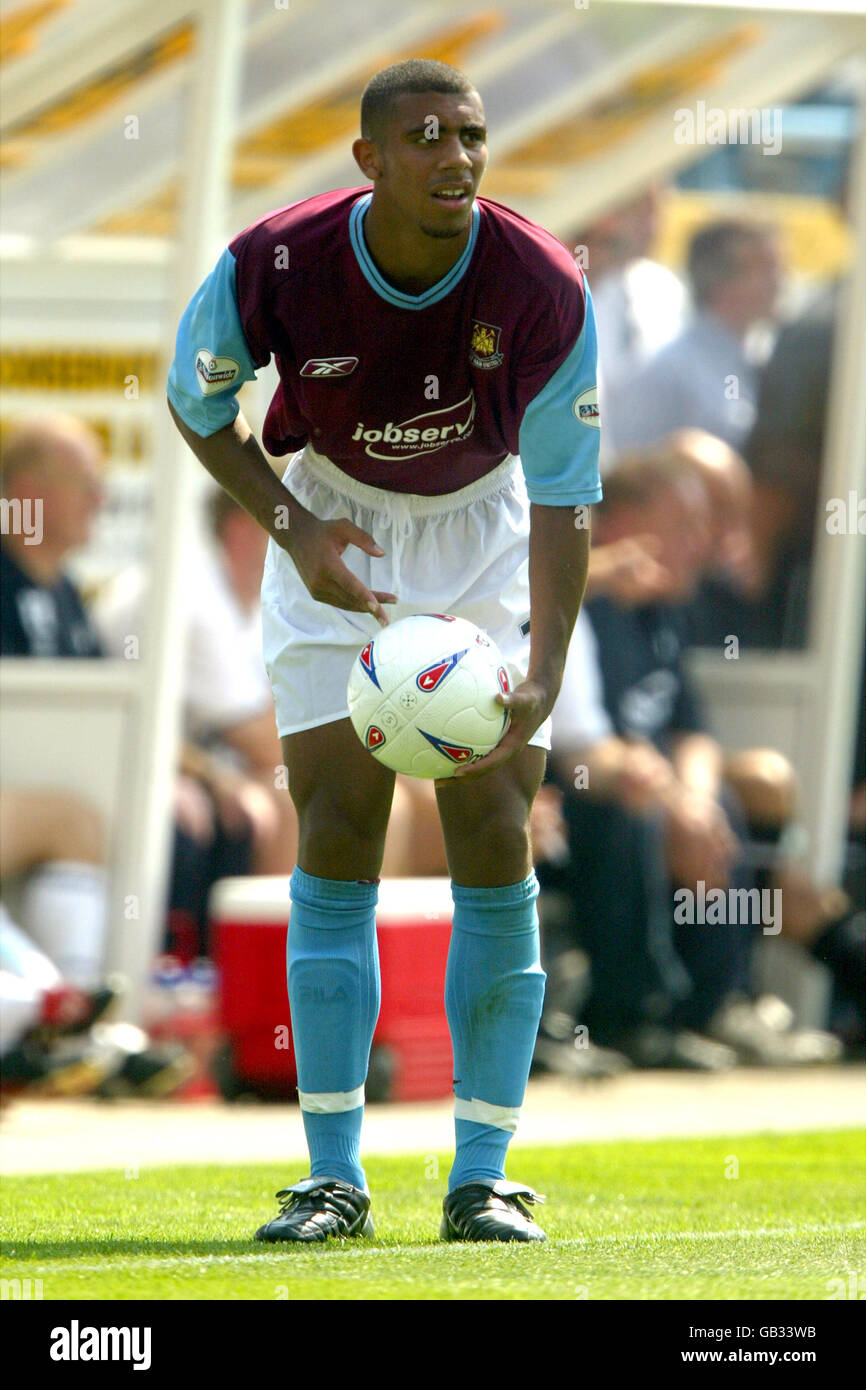 Fußball - Nationwide Division One - Preston North End / West Ham United. Anton Ferdinand, West Ham United Stockfoto