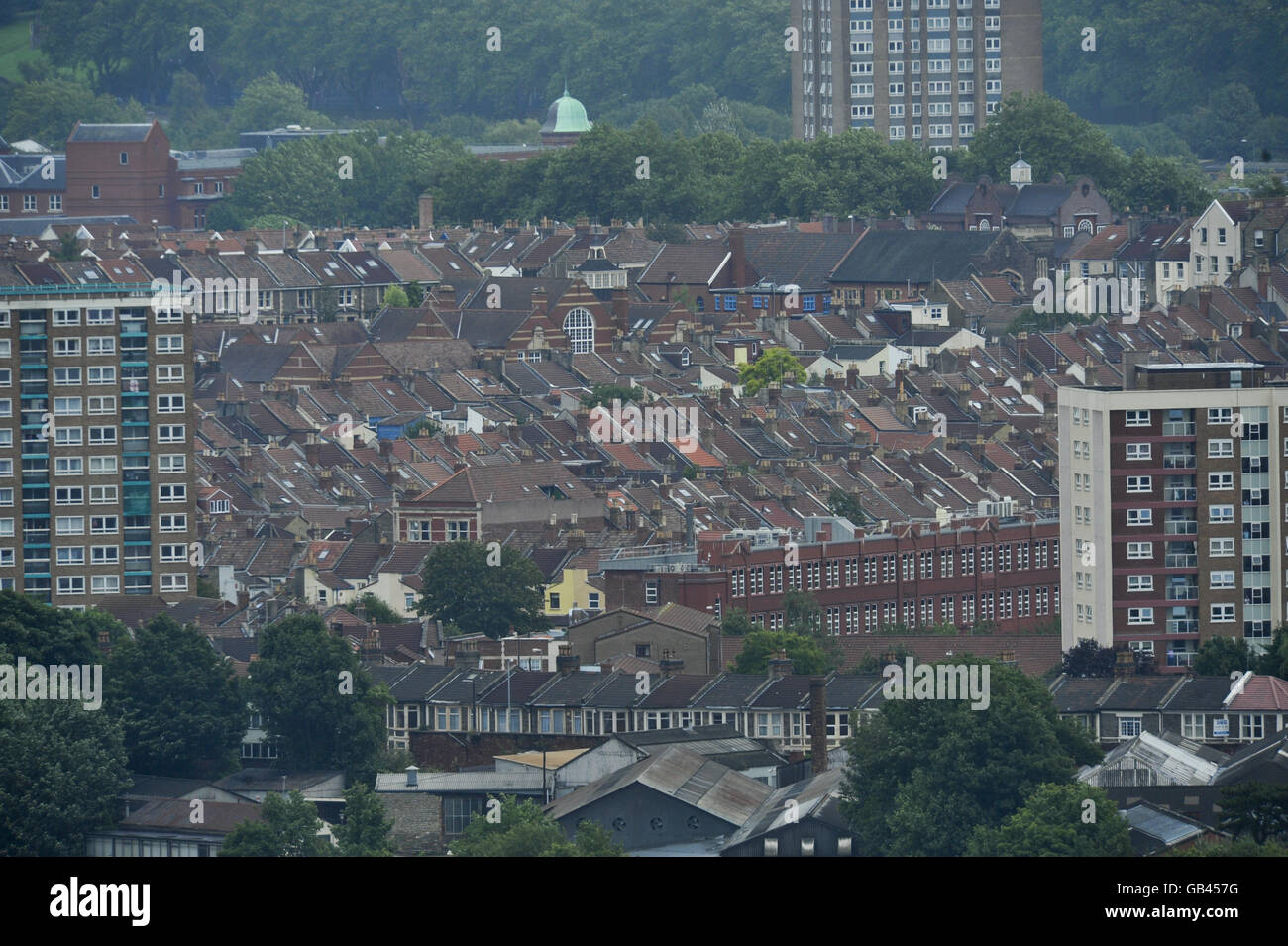 STOCK Bild einen allgemeinen Überblick über Häuser und Hochhäuser in Bristol. Stockfoto