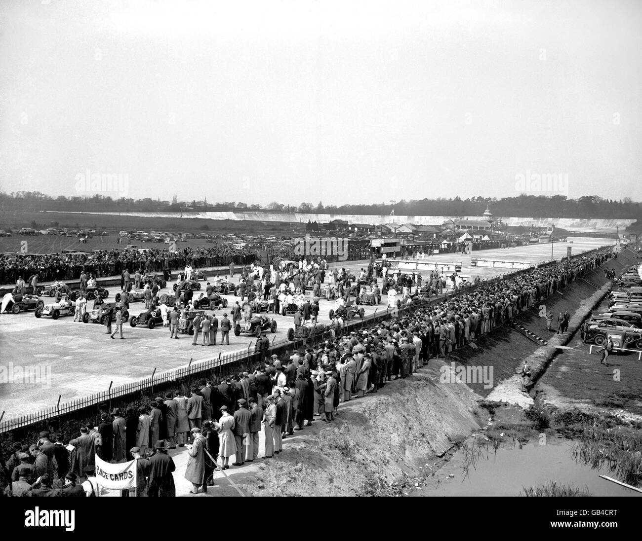 Allgemeine Ansicht des Rasters vor dem Start des Rennen Stockfoto