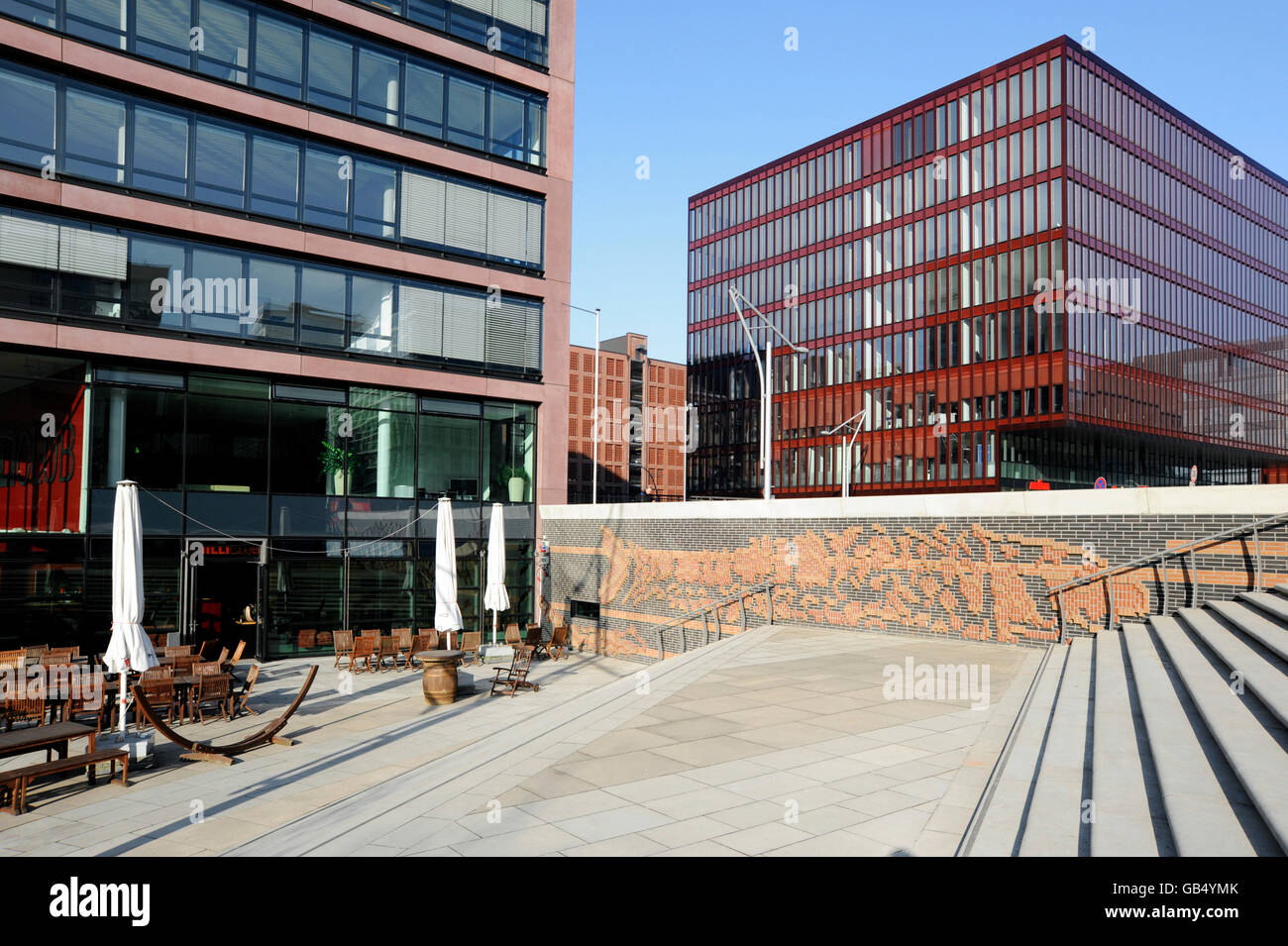 Neue Gebäude in der HafenCity Hamburg Stockfoto