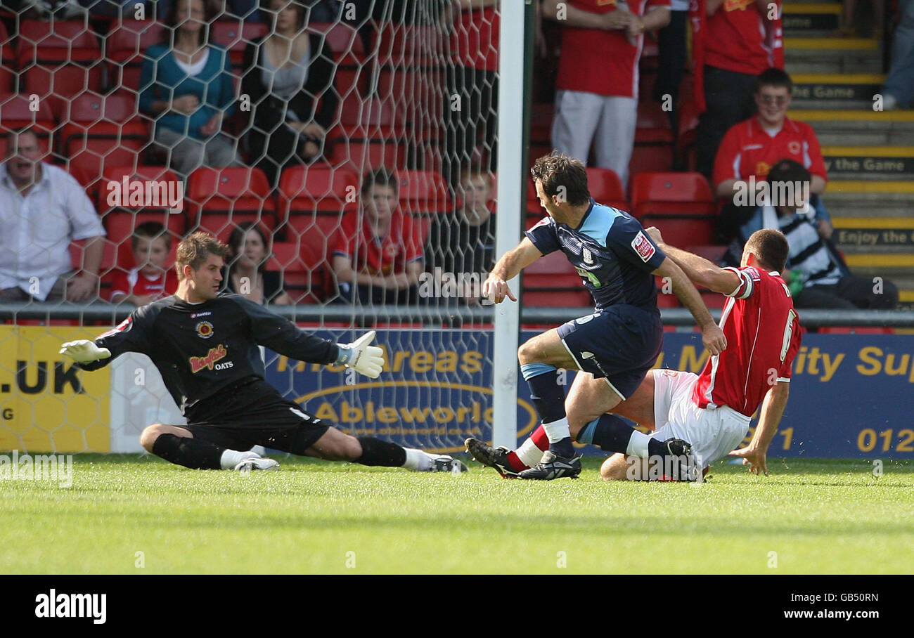 Fußball - Coca-Cola Football League One - Crewe Alexandra gegen Southend United – Gresty Road Stockfoto