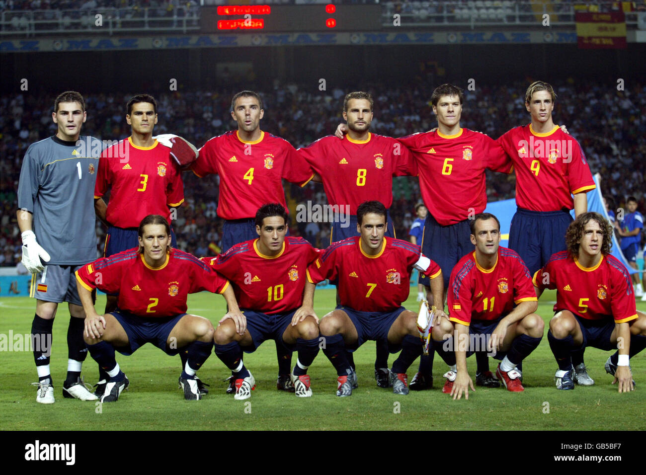 Fußball - Europameisterschaft 2004 Qualifikation - Gruppe sechs - Spanien  gegen Ukraine. Spanische Teamgruppe Stockfotografie - Alamy