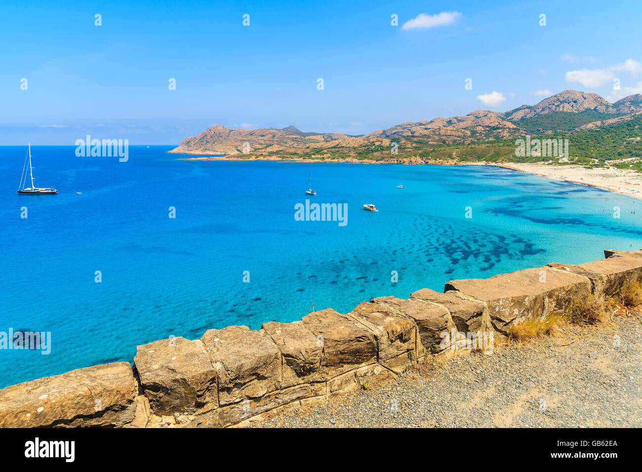Eine Ansicht des Ostriconi Strand und schönes Meer Bucht, Insel Korsika, Frankreich Stockfoto
