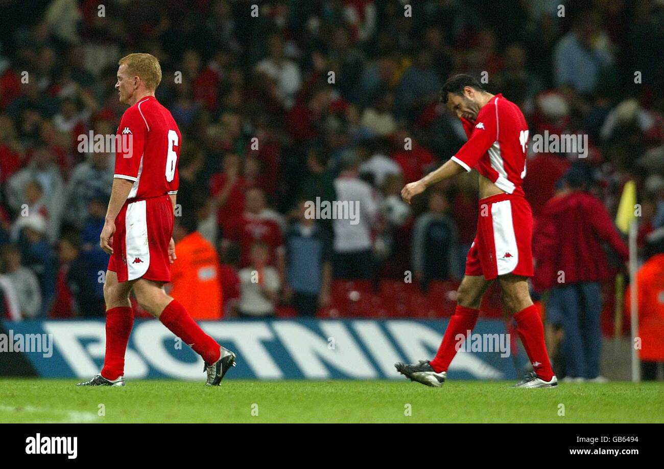 Fußball - Europa Meisterschaften-2004 Qualifier Gruppe neun - Wales V Finnland Stockfoto