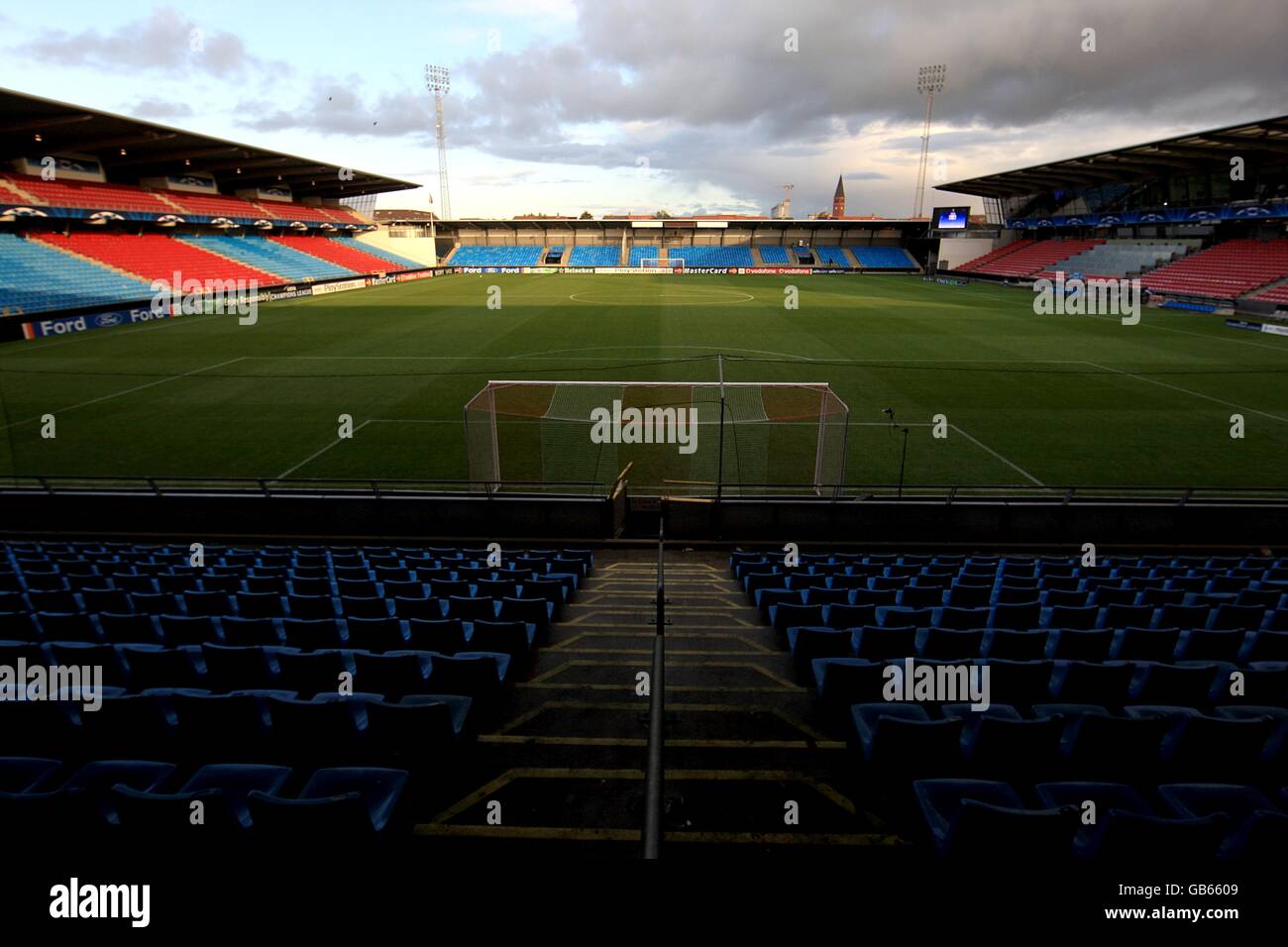 Fußball - UEFA Champions League - Gruppe E - Aab Aalborg / Manchester United - Energi Nord Arena. Ein allgemeiner Blick auf die Energi Nord Arena vor dem Spiel zwischen Aab Aalborg und Manchester United Stockfoto