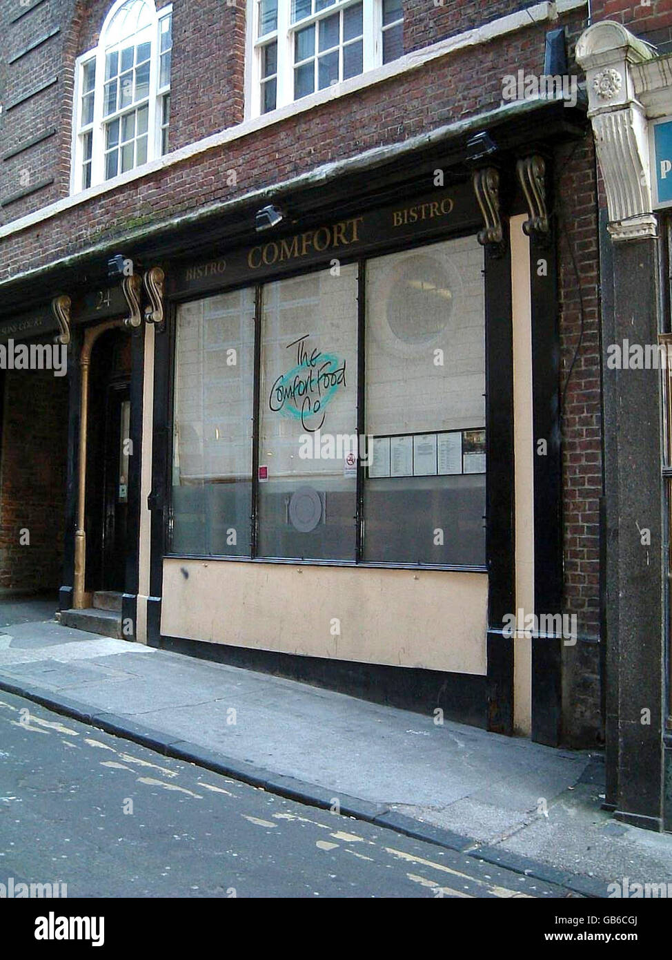 Ein allgemeiner Blick auf die Comfort Food Company, ein Restaurant in Pudding Chare, Newcastle, das durch steigende Kosten aus dem Geschäft gebracht wurde. Stockfoto