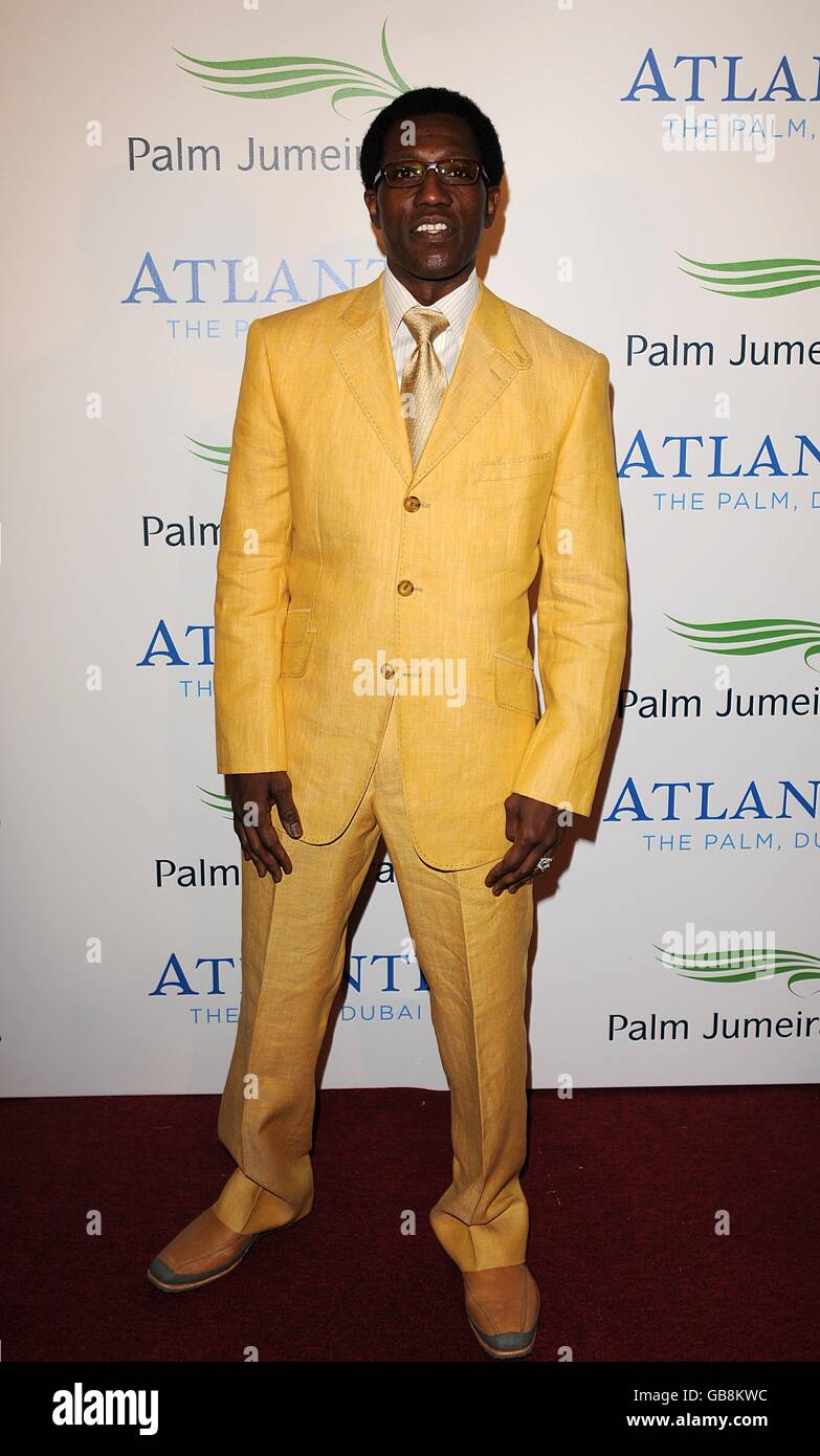 Wesley Snipes kommt bei der Atlantis Hotel Launch Party 'Birth of an ...
